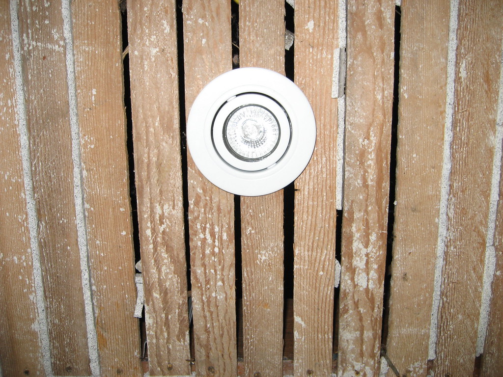 Ceiling arrangements for lighting fixtures and access panels.